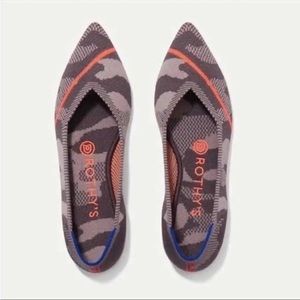 Rothy’s camo taupe point flats sz 6